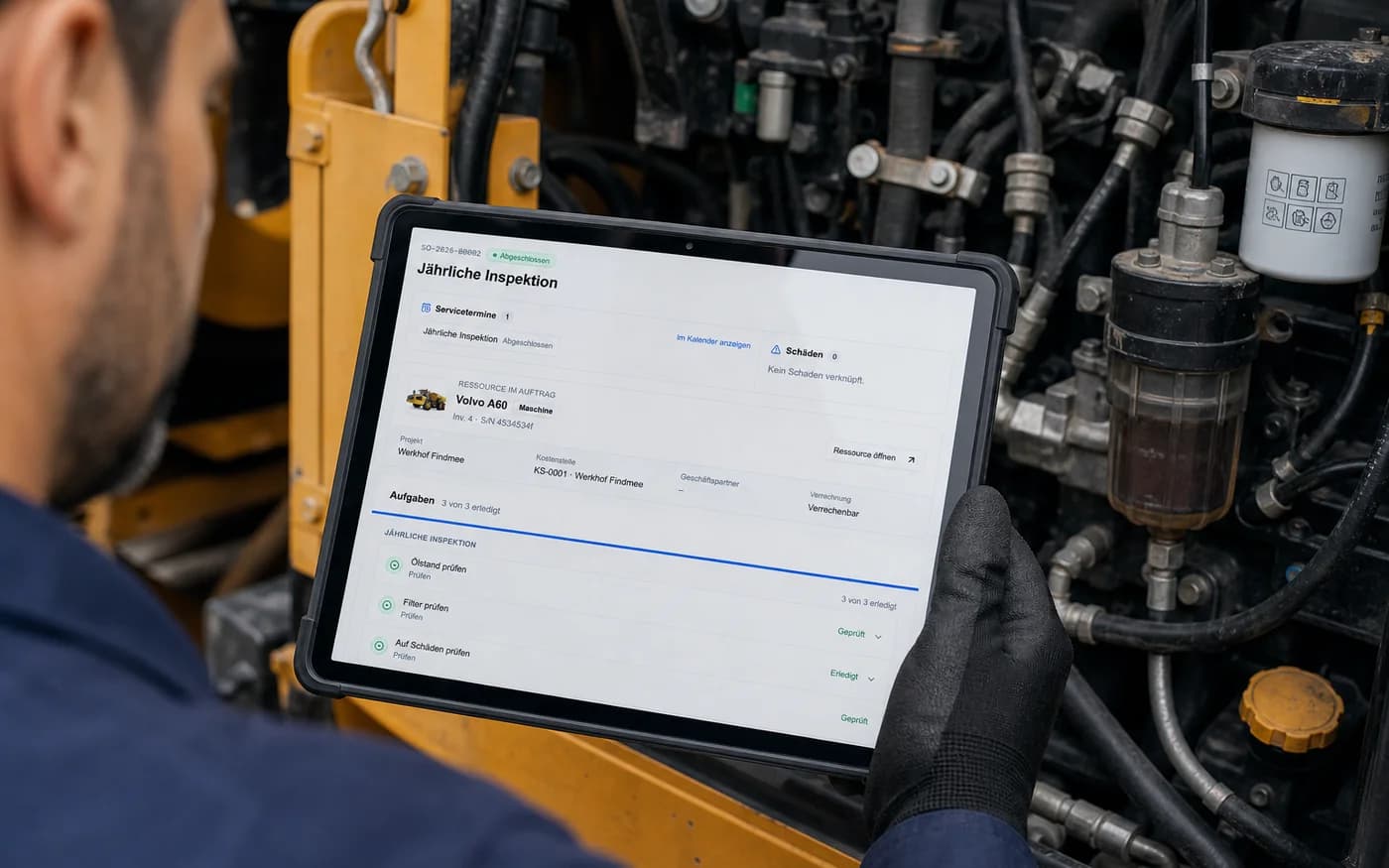 Findmee-Wartungsauftrag mit jährlicher Inspektion auf einem Tablet am Radlader